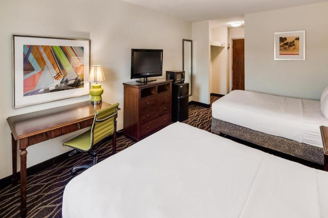 ניו באפלו Bliss Point Inn & Suites מראה חיצוני תמונה